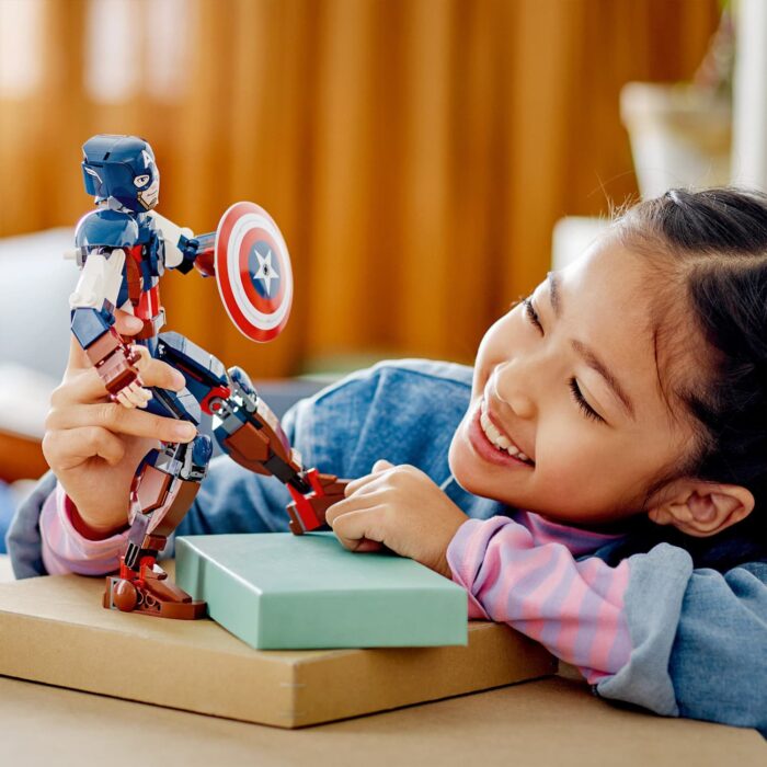 LEGO Marvel: Captain America Construction Figure - Image 3