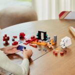 LEGO Minecraft - The Nether Portal Ambush - Image 2