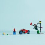LEGO Marvel Motorcycle Chase: Spider-Man vs. Doc Ock - Image 4