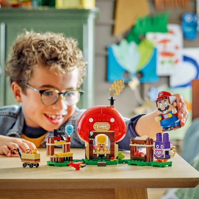 LEGO Super Mario - Nabbit at Toad's Shop Expansion Set - Image 4