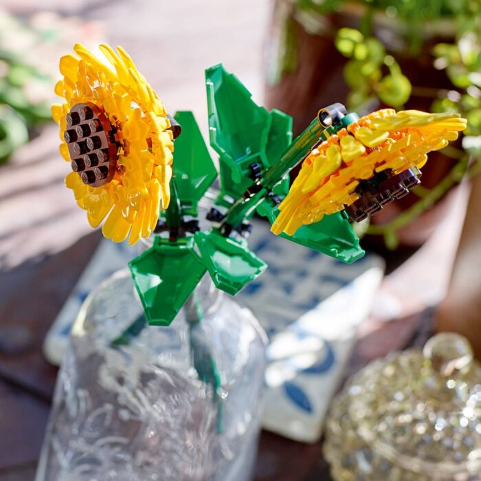 LEGO Sunflowers - Image 2