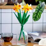 LEGO Flowers - Daffodils - Image 4