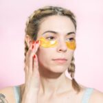 Grace & Stella Energising Gold Under Eye Masks Pack of 4 - Image 2
