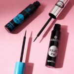 Essence Liquid Ink Eyeliner Waterproof Black 3ml - Image 4