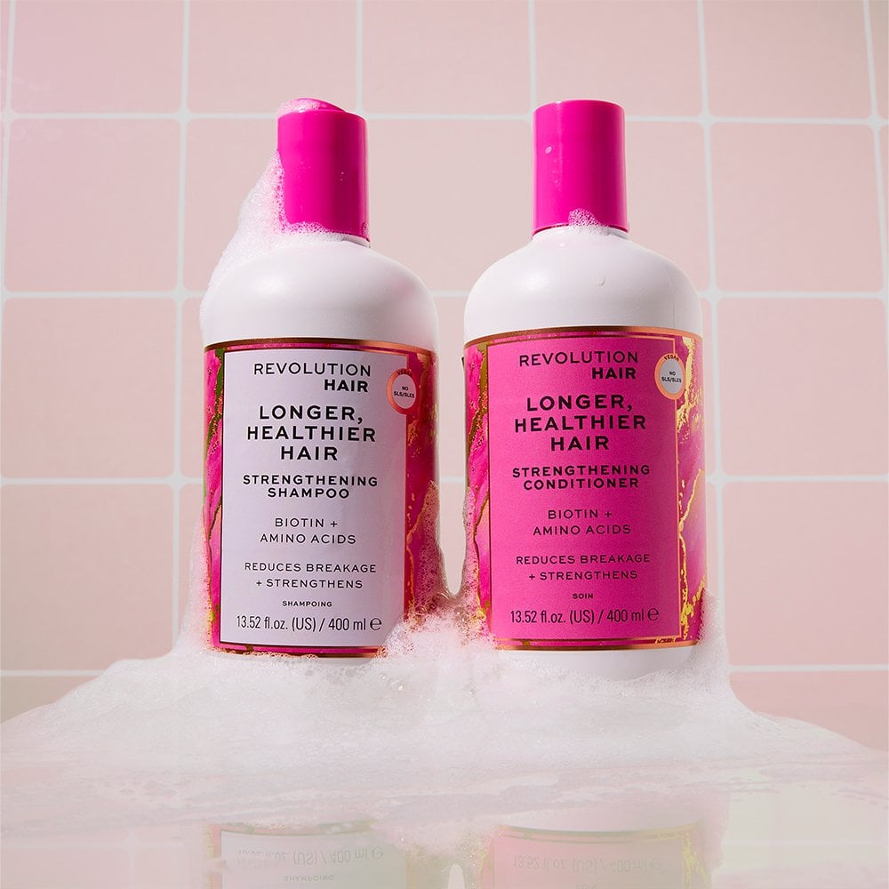 revolution-haircare-longer-healthier-hair-strengthening-conditioner-400ml-p28312-71054_image.jpg Revolution Haircare Longer Healthier Hair Strengthening Conditioner 400ml - Image 1