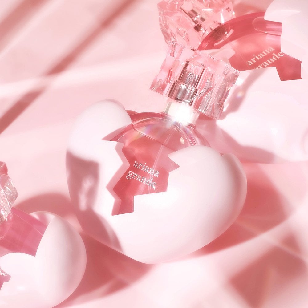 thank-u-next-eau-de-parfum-30ml-p20960-44219_image.jpg Ariana Grande Thank U Next Eau De Parfum 30ml - Image 1