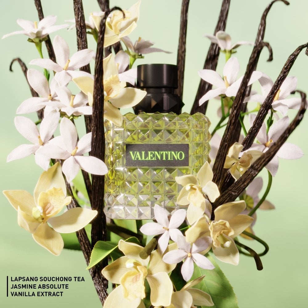 valentino-born-in-roma-green-stravaganza-donna-eau-de-parfum-30ml-p36287-111791_image.jpg Valentino Born In Roma Green Stravaganza Donna Eau De Parfum 30ml - Image 1